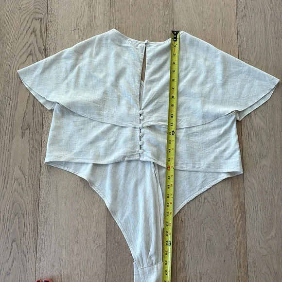 Adjustable Wrap Linen Top - Picture 12 of 12